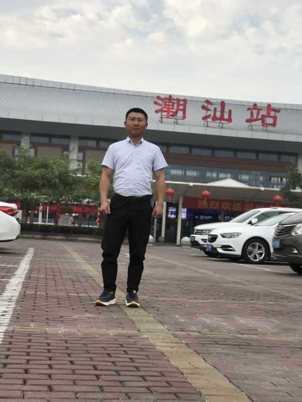 健华的第三张照片--沈阳相亲服务中心