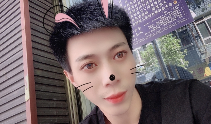 酒伴你的第一张照片--沈阳相亲服务中心