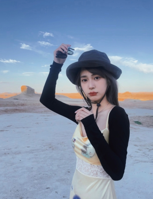 英姐的第一张照片--沈阳相亲服务中心