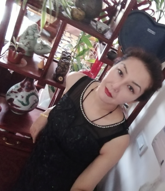 1975珠砂痣的第一张照片--沈阳相亲服务中心