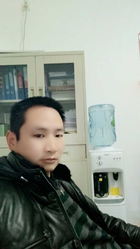 蓝色棒棒糖的第一张照片--沈阳相亲服务中心