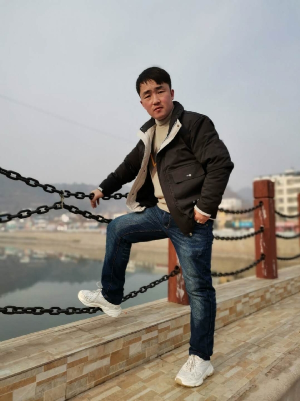 性情中人的第一张照片--沈阳相亲服务中心