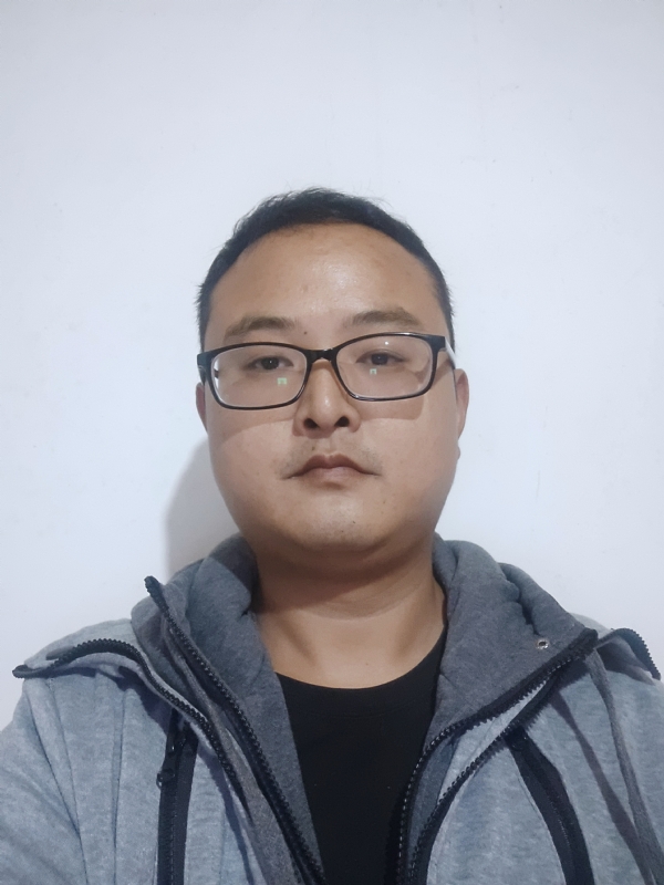 爱在一瞬间的第一张照片--沈阳相亲服务中心