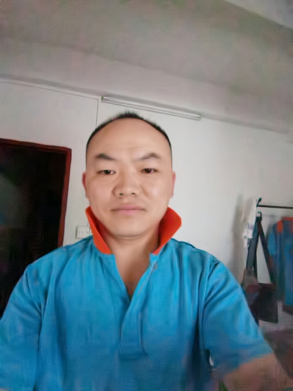 与子携老的第五张照片--沈阳相亲服务中心