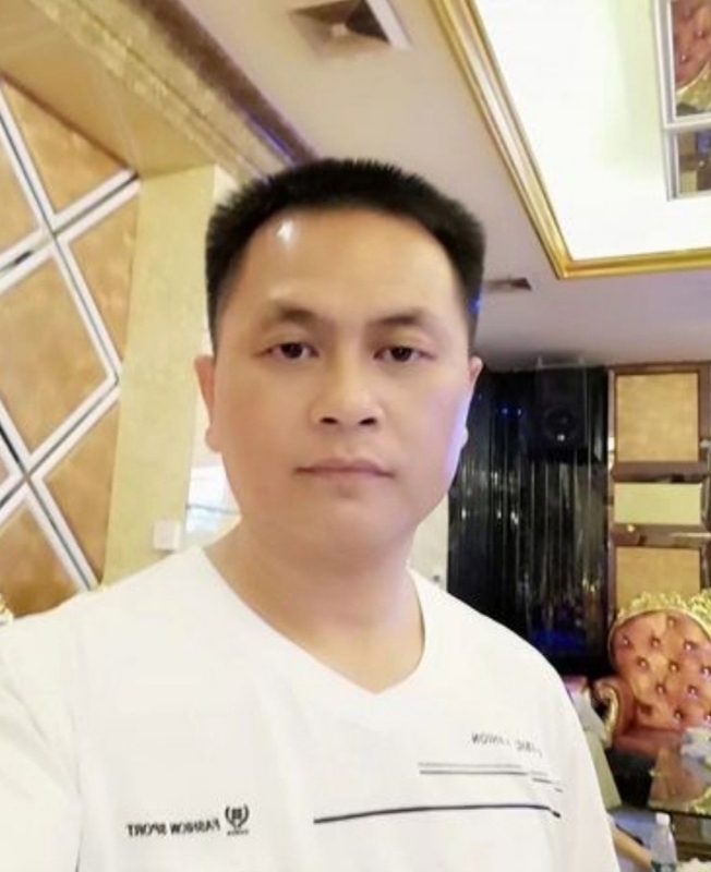 小梁的第一张照片--沈阳相亲服务中心