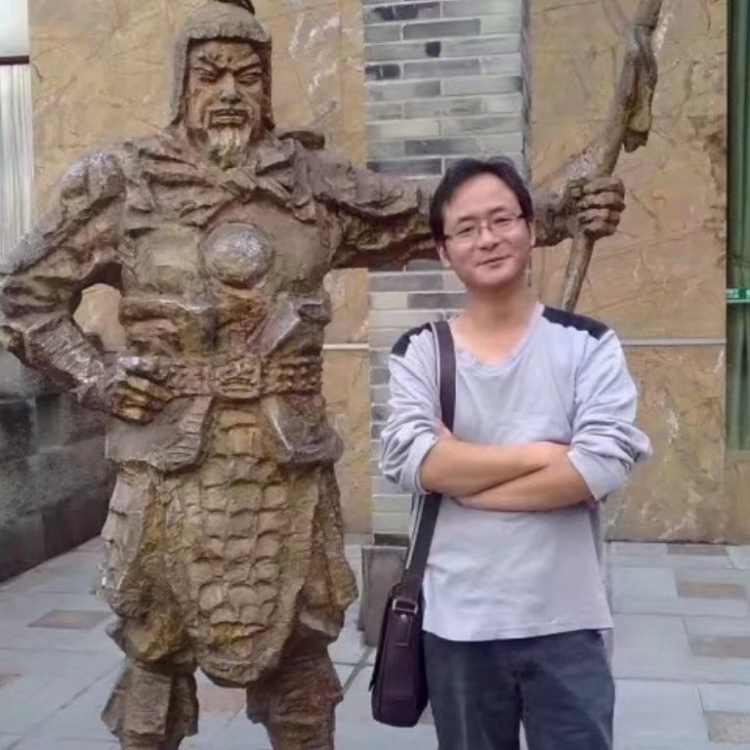 孤狼的第三张照片--沈阳相亲服务中心