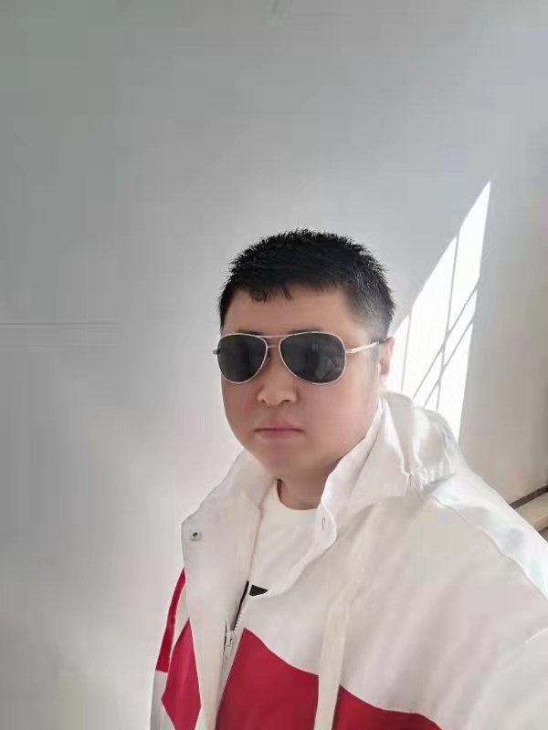 大漠叔叔的第一张照片--沈阳相亲服务中心