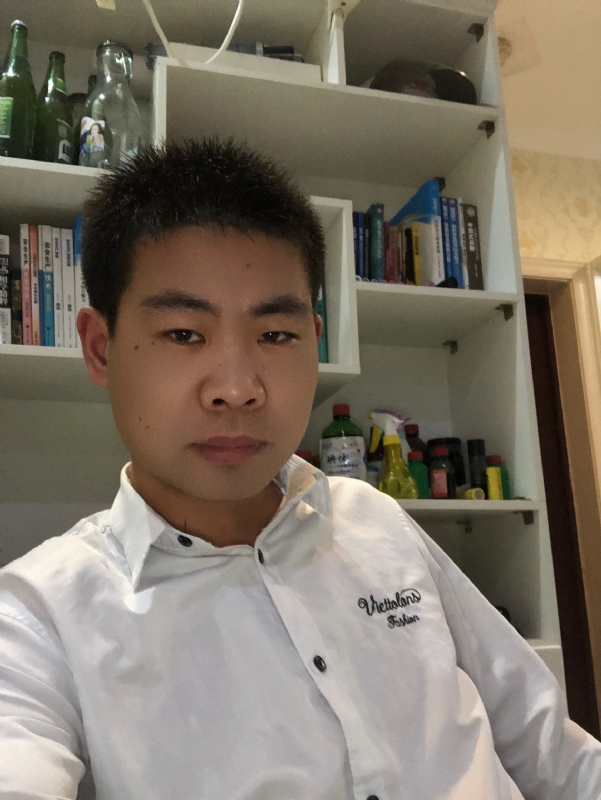 取经年的第二张照片--沈阳相亲服务中心