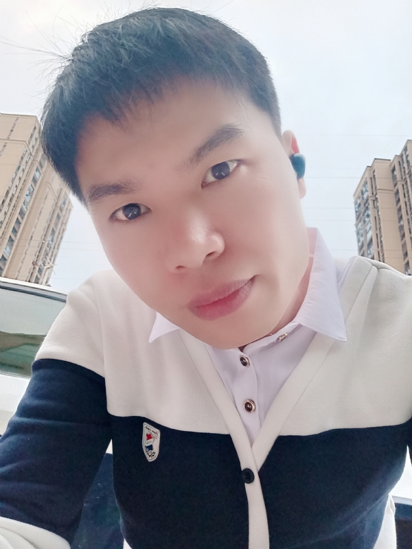 雨霁月清风的第一张照片--沈阳相亲服务中心