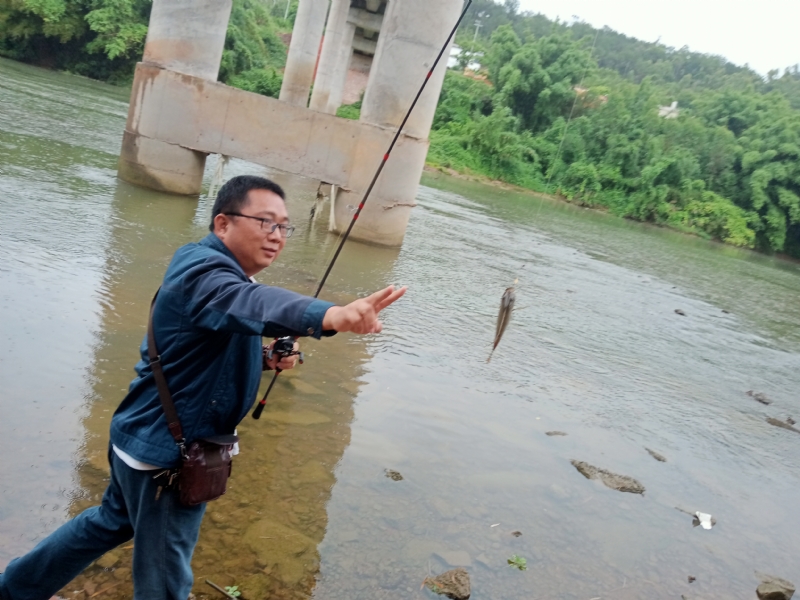 峰的第二张照片--沈阳相亲服务中心