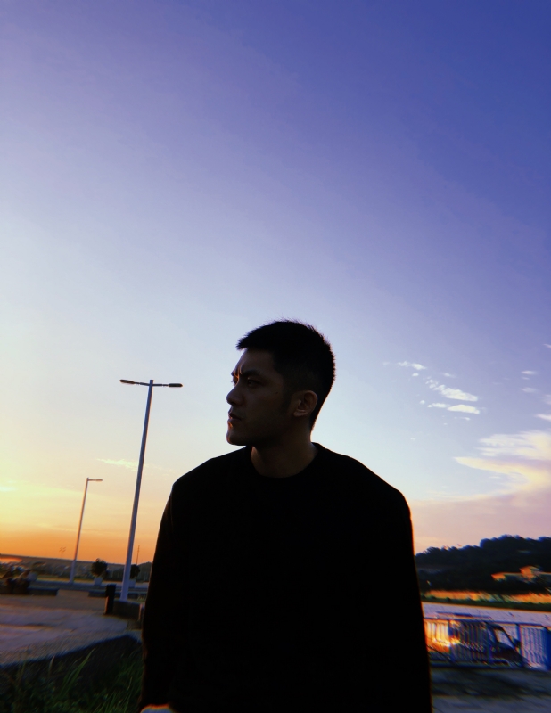 只抽半根煙的第二张照片--沈阳相亲服务中心