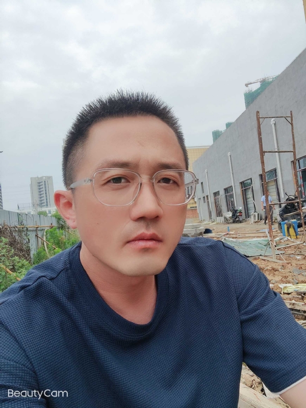 清风烈酒的第二张照片--沈阳相亲服务中心