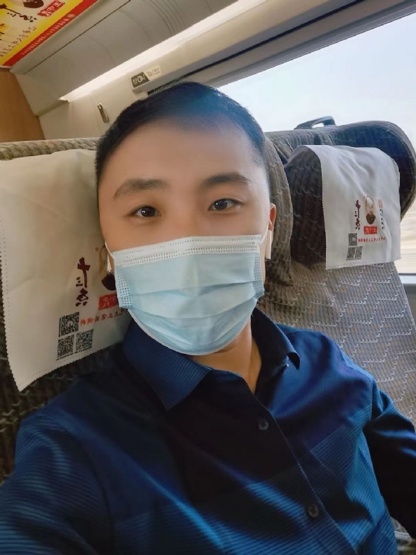 孤独的小屁猪的第二张照片--沈阳相亲服务中心