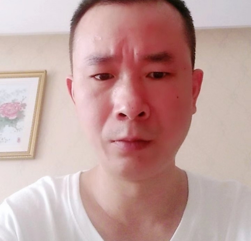 自由飞翔的第一张照片--沈阳相亲服务中心