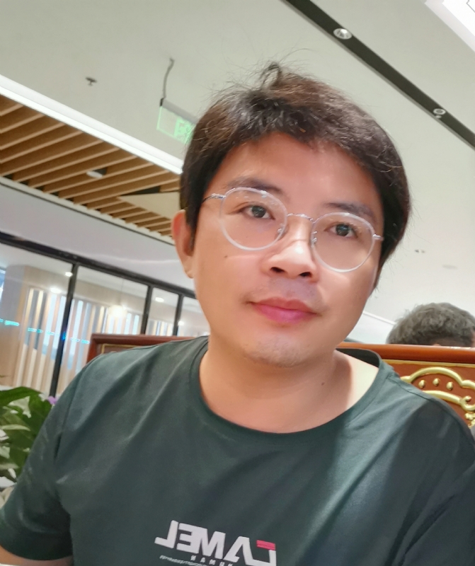 陆迅的第三张照片--沈阳相亲服务中心