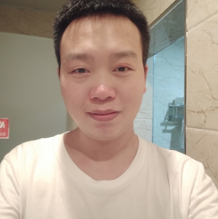 杯中酒的第一张照片--沈阳相亲服务中心