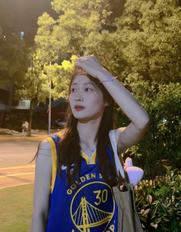 小趴菜的第三张照片--沈阳相亲服务中心