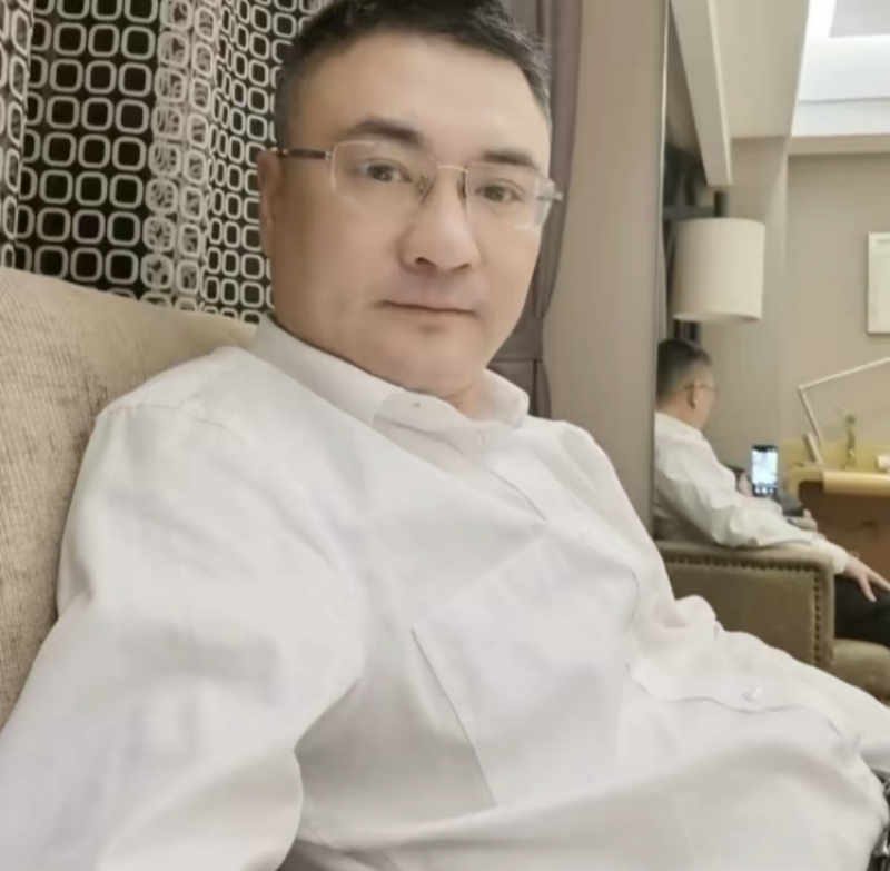 追逐的第二张照片--沈阳相亲服务中心