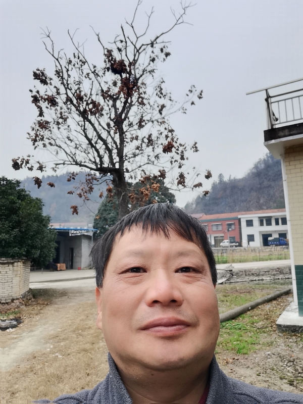 苏众青春冲浪的第二张照片--沈阳相亲服务中心