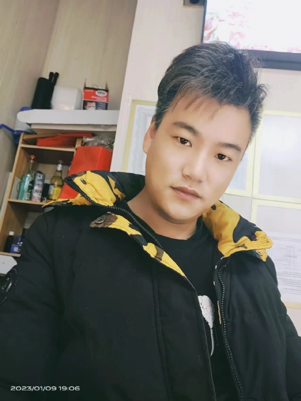 孤酒枕愁眼眠的第二张照片--沈阳相亲服务中心