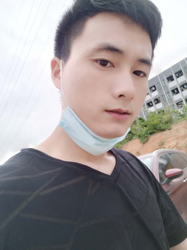 何凡的第二张照片--沈阳相亲服务中心