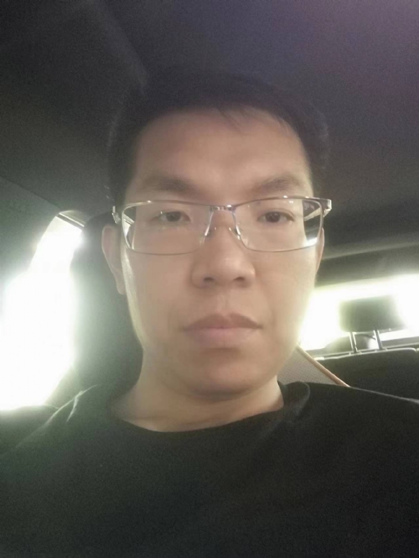 小黑包的第二张照片--沈阳相亲服务中心