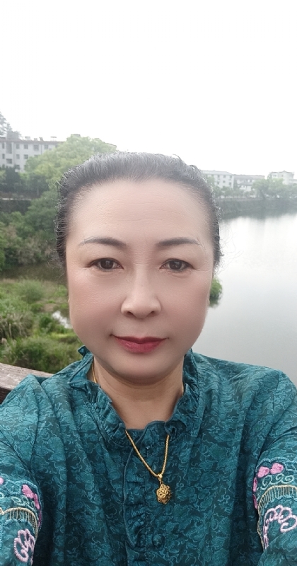 雨中情的第二张照片--沈阳相亲服务中心