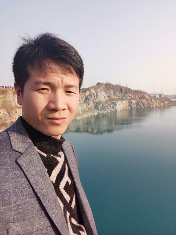 寒夜的第二张照片--沈阳相亲服务中心