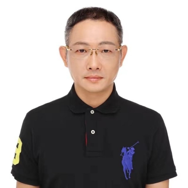 邱先森的第一张照片--沈阳相亲服务中心