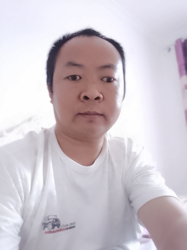 张家小伙子的第四张照片--沈阳相亲服务中心