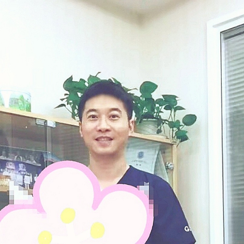 大手牵小手的第二张照片--沈阳相亲服务中心