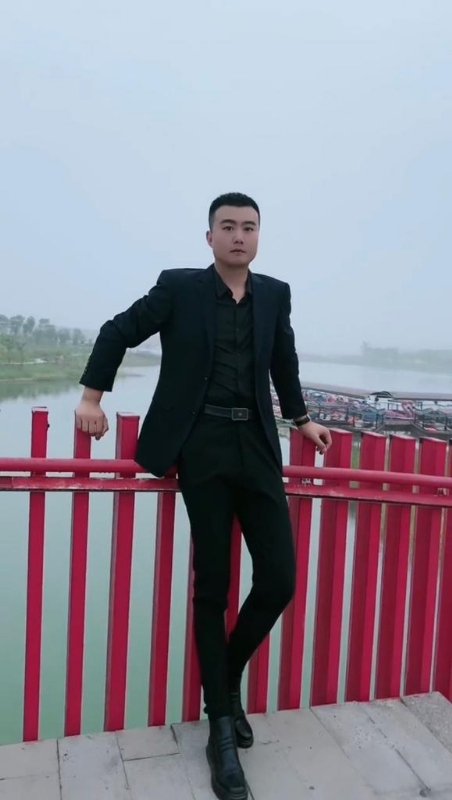 Albert的第一张照片--沈阳相亲服务中心