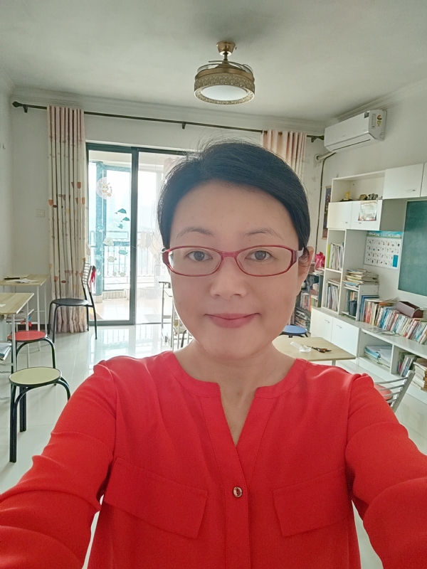 丽华的第二张照片--沈阳相亲服务中心