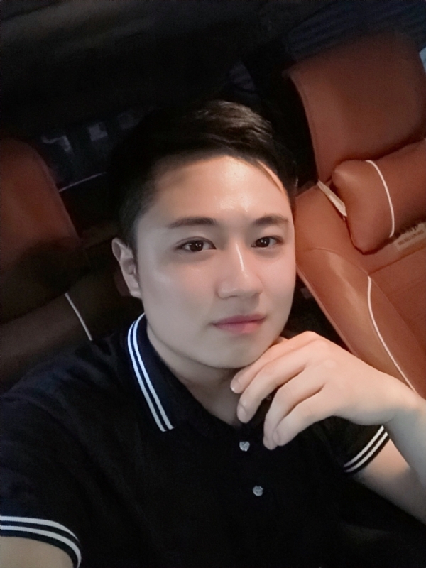 生活再继续的第一张照片--沈阳相亲服务中心