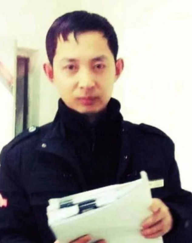 风雨中有你的第一张照片--沈阳相亲服务中心