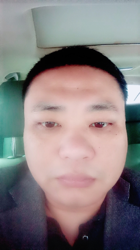 向日葵的第一张照片--沈阳相亲服务中心