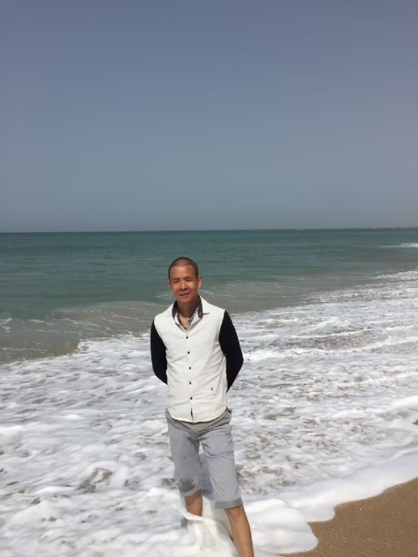 飞雪飘零的第二张照片--沈阳相亲服务中心