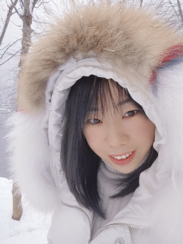 93年女会计的第一张照片--沈阳相亲服务中心