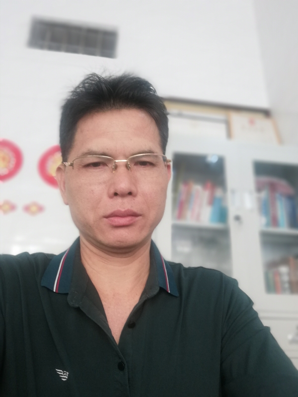 后视镜的第二张照片--沈阳相亲服务中心