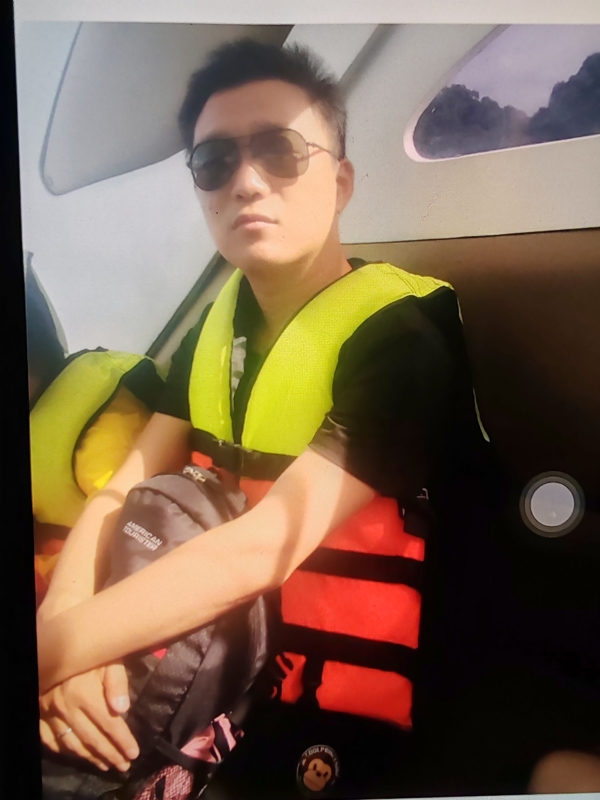 座看烟霞散的第一张照片--沈阳相亲服务中心