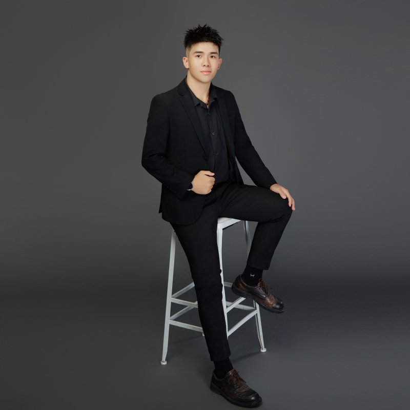 阿龙设计师的第五张照片--沈阳相亲服务中心