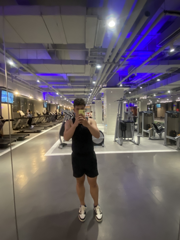 阿龙设计师的第六张照片--沈阳相亲服务中心