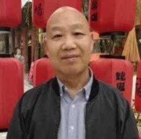 教师作家诗人的第一张照片--沈阳相亲服务中心