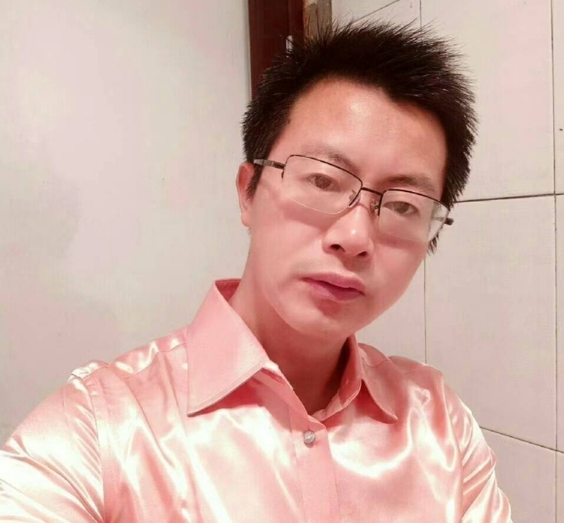 亮亮的第一张照片--沈阳相亲服务中心