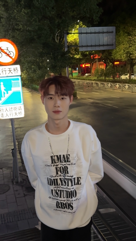 与宇的第二张照片--沈阳相亲服务中心