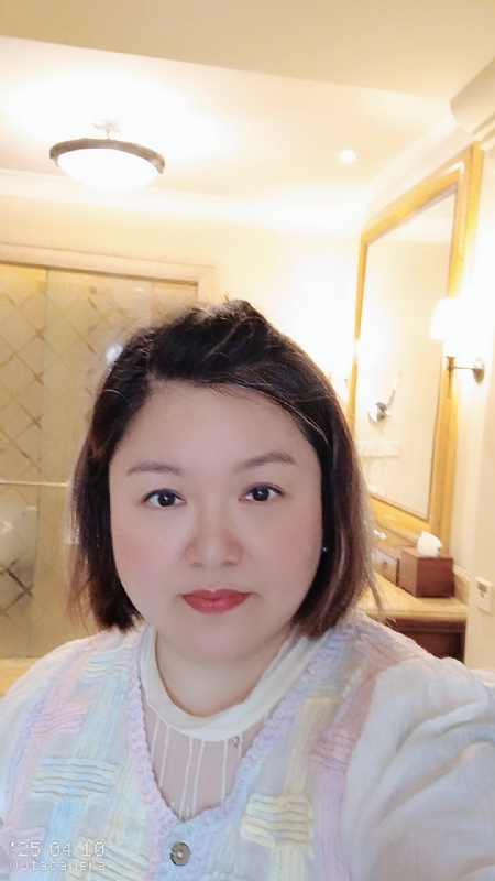 衎静玲瓏的第一张照片--沈阳相亲服务中心