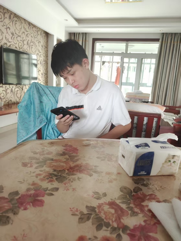 铁在烧的第一张照片--沈阳相亲服务中心