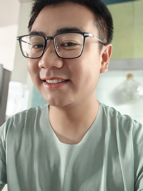 田田向上的第一张照片--沈阳相亲服务中心