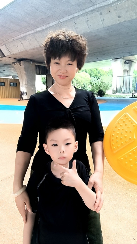 火凤凰的第二张照片--沈阳相亲服务中心