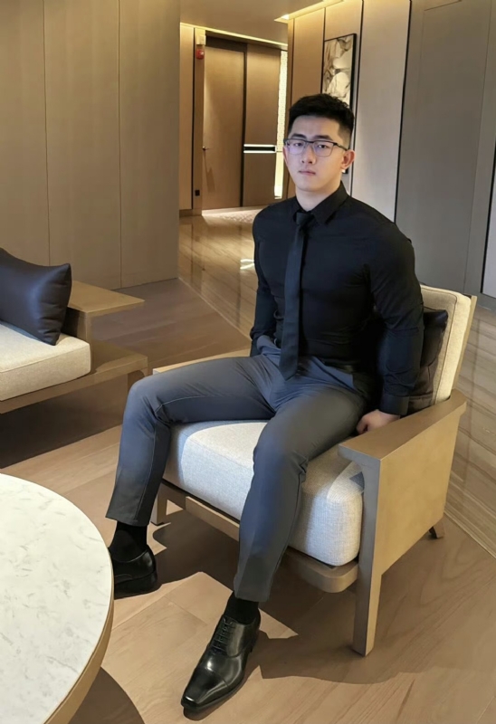 李寒外改英文可家的第一张照片--沈阳相亲服务中心